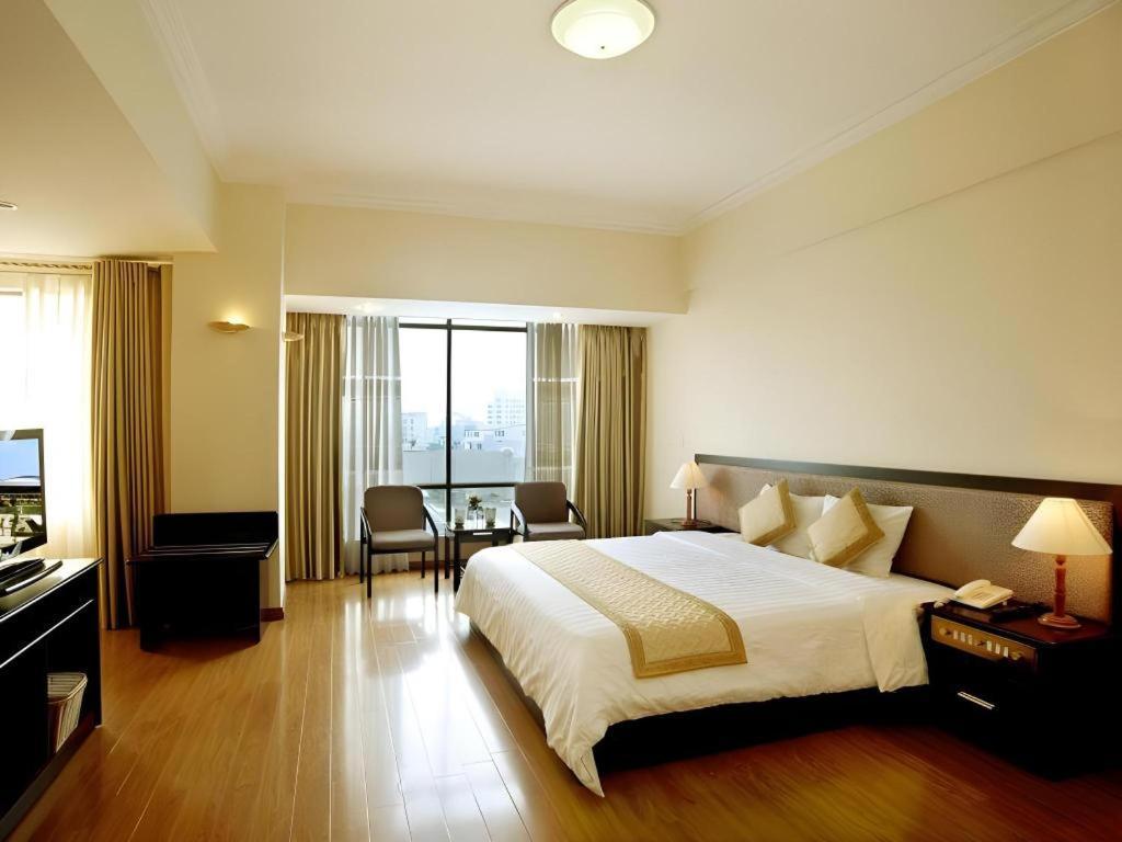 Bamboo Green Central Hotel Da Nang Bagian luar foto