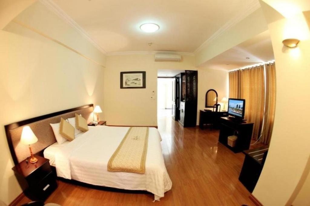 Bamboo Green Central Hotel Da Nang Bagian luar foto