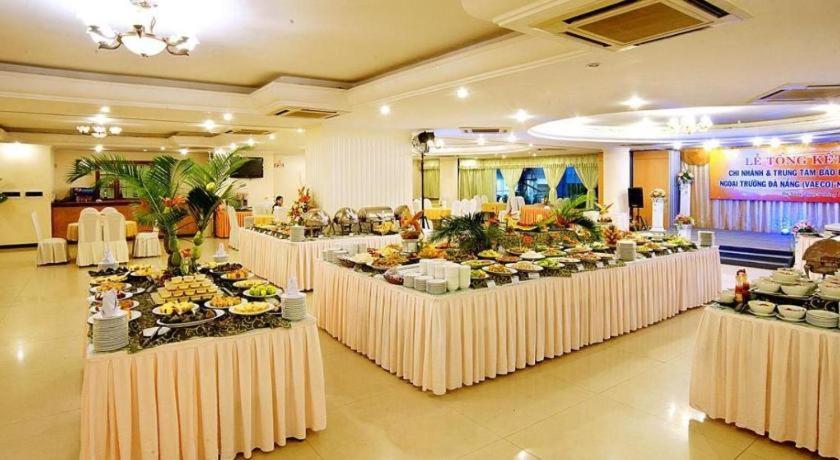 Bamboo Green Central Hotel Da Nang Bagian luar foto