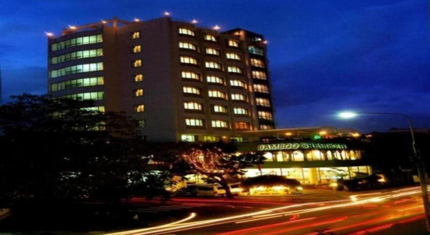 Bamboo Green Central Hotel Da Nang Bagian luar foto